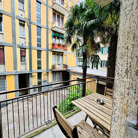 Tiny & Cosy Studio Flat In Como Exteriör bild